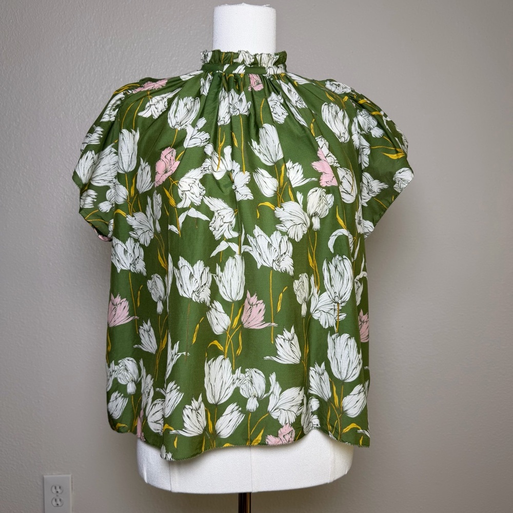 Birds of Paradis by Trovata Floral Silk Blend Blouse | Ruffle Neck | Size S